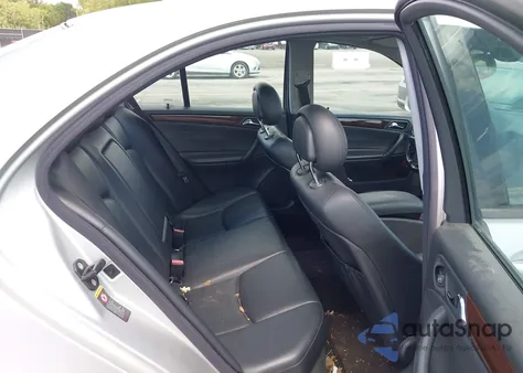 2003 Mercedes-Benz C 240 from USA, damaged, VIN WDBRF81J13F367677